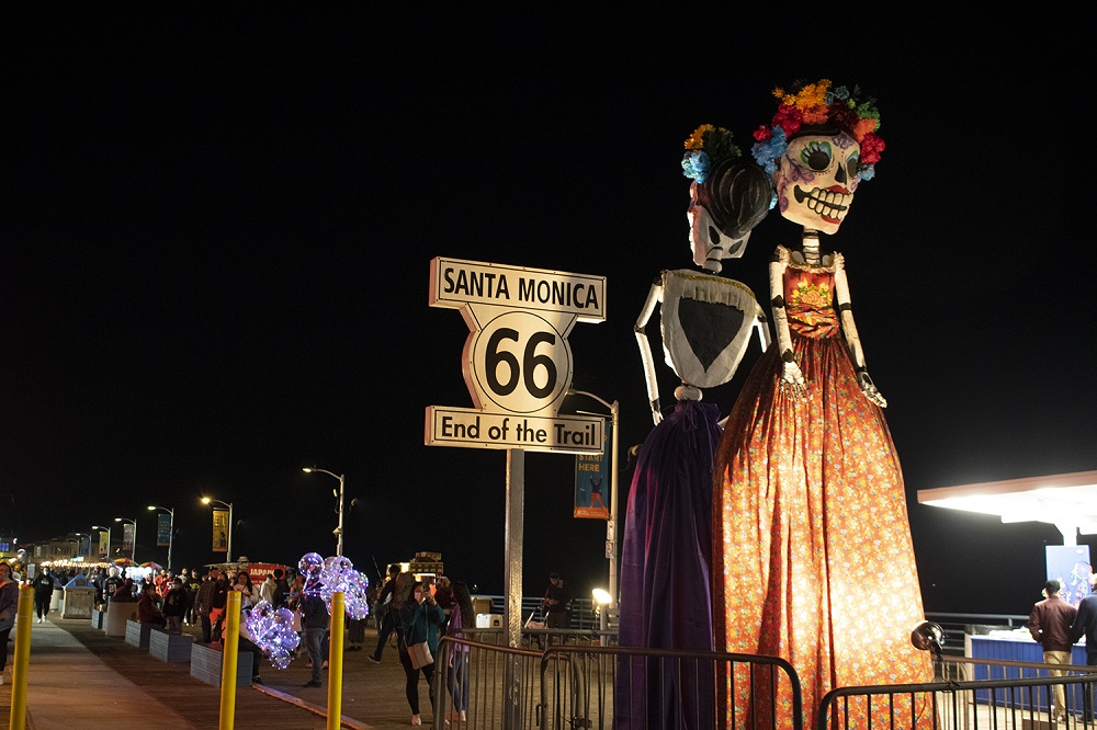 Image of the Santa Monica Boardwalk during a festival