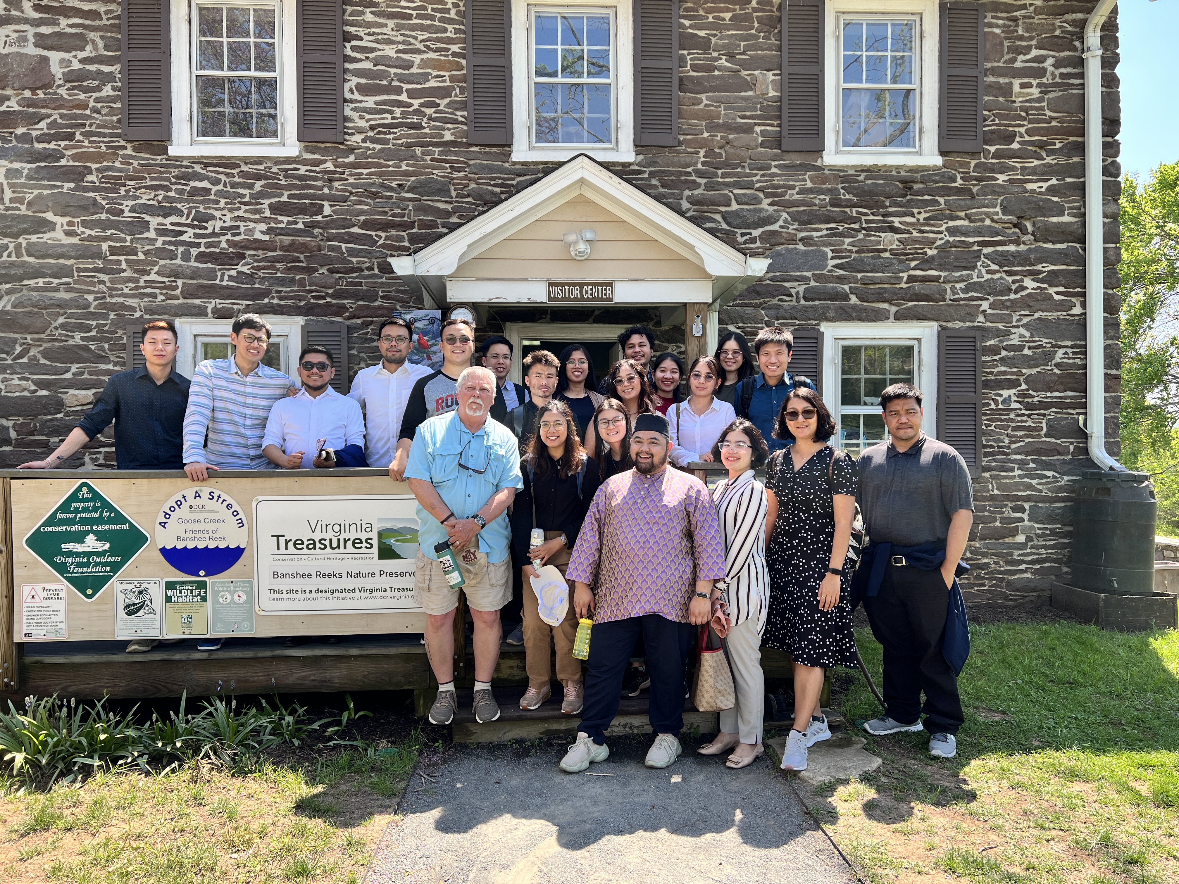 2023 Sustainability Fellows at Banshee Reeks Nature Reserve in Loudoun County, VA