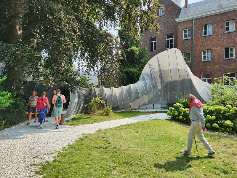 Common Thread piece from Triennale Bruges - Bruges, Belgium